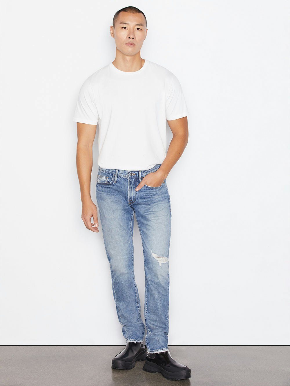 jeans full body view alt:hover